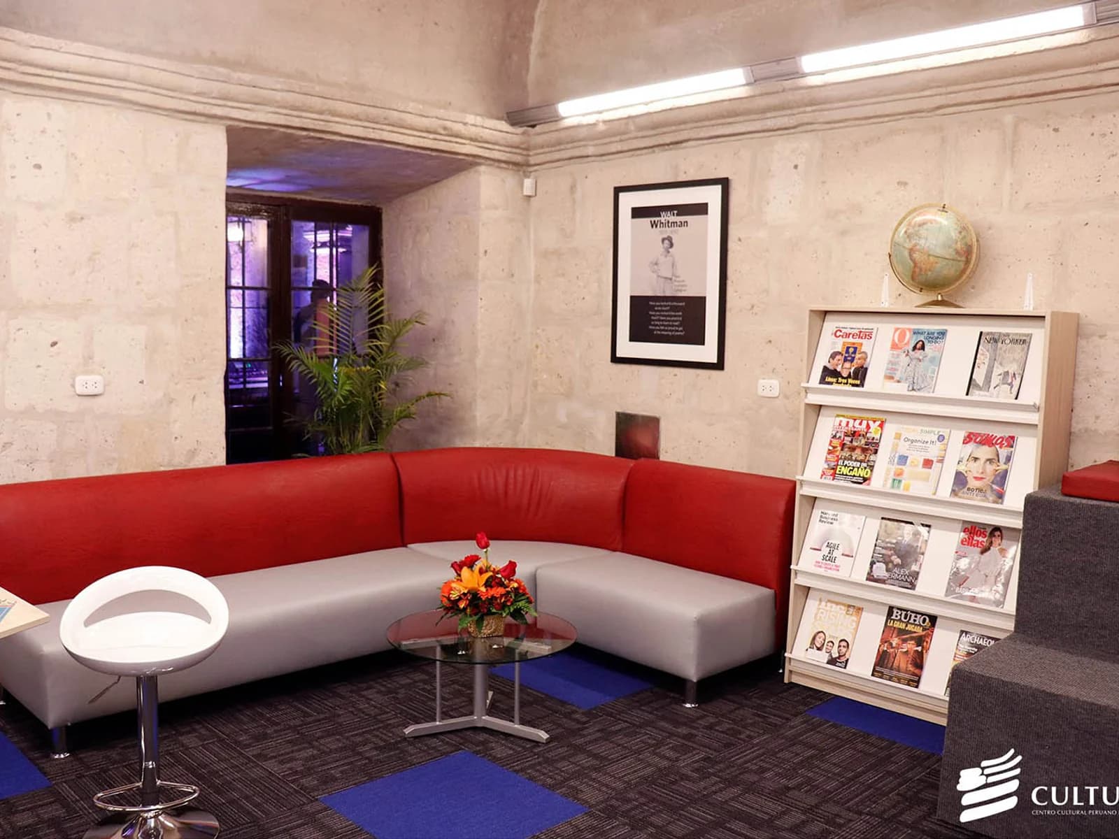 Biblioteca del Centro Cultural Peruano Norteamericano en Arequipa