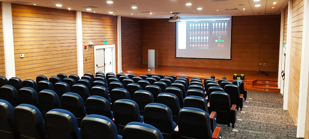 Iluminación e instalaciones eléctricas coordinadas con experiencia de SG